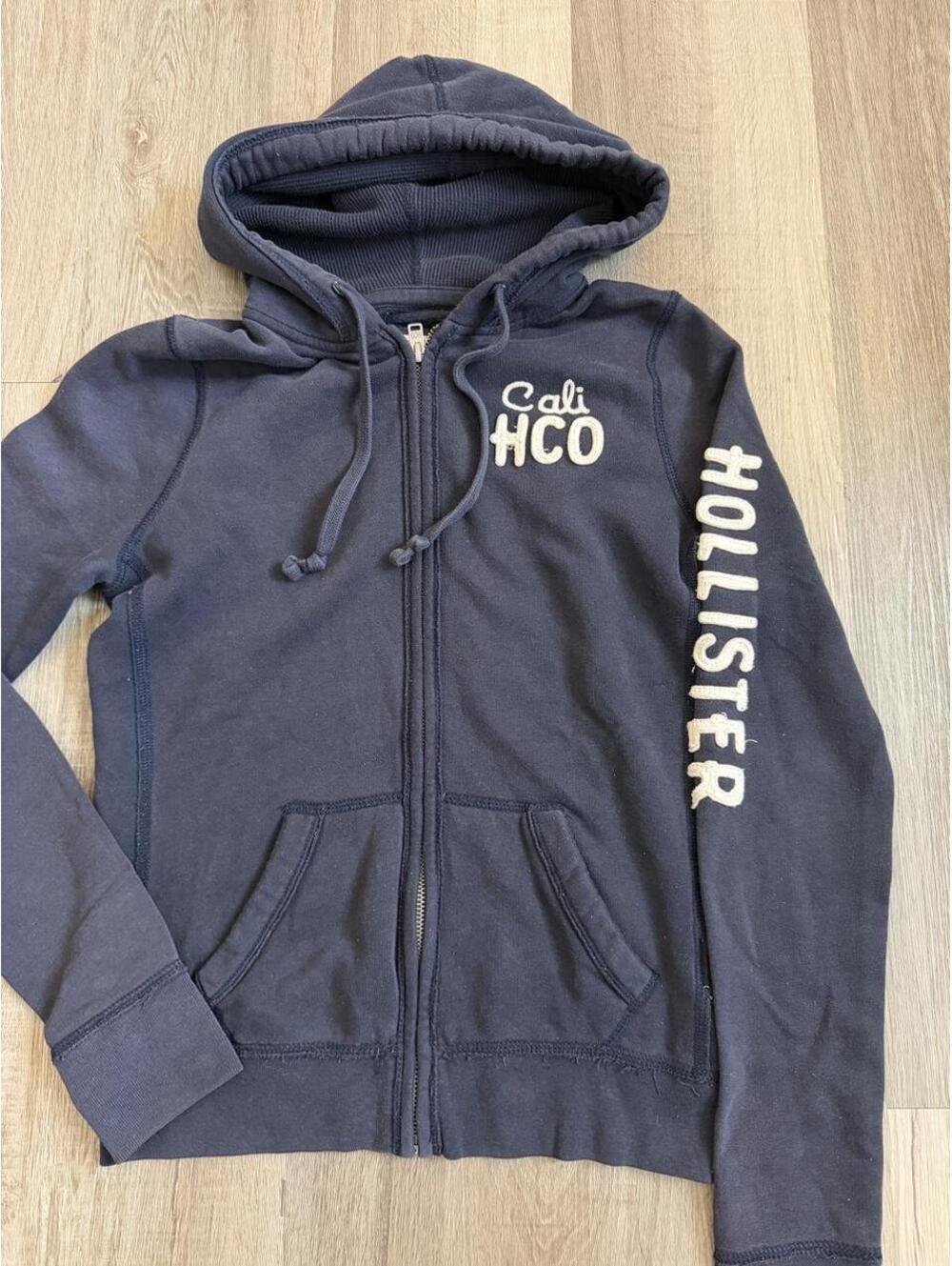 Y2K Navy Blue Hollister Co. Women's Zip-Up Hoodie, Size M, Cali HCO White Text - Picture 2 of 5